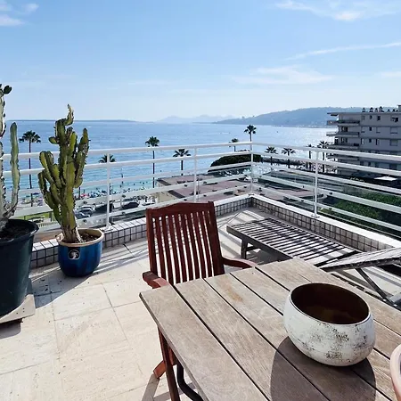 Gullaumont 2 Superb Rooftop With Seafront Terrace Appartamento *
