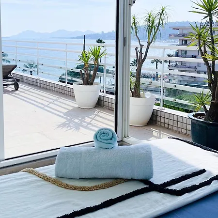Gullaumont 2 Superb Rooftop With Seafront Terrace Appartamento *